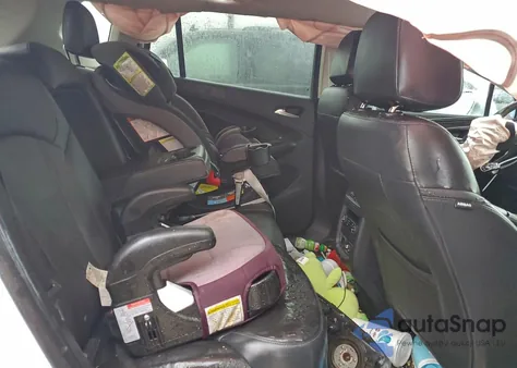 2020 Buick Envision Essence z USA, uszkodzony, nr VIN LRBFXCSA5LD212658